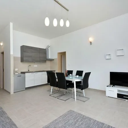 Apartman Lucic
