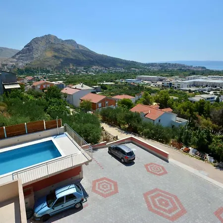شقة Apartman Lucic