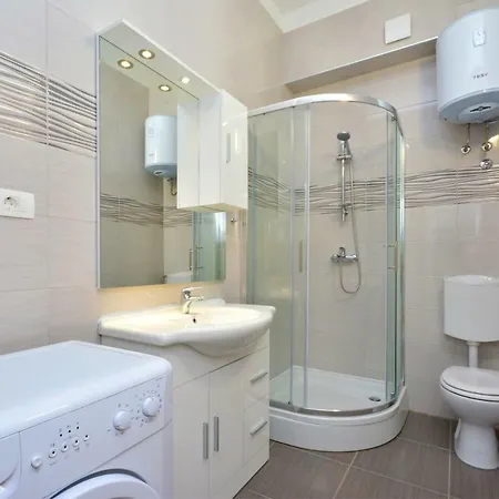 Apartamento Apartman Lucic Split